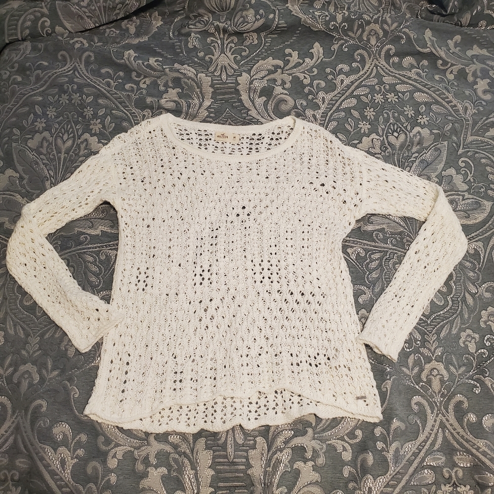 White Hollister knit sweater